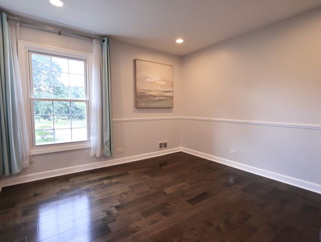 38 The Court of Greenway, Northbrook, IL 60062