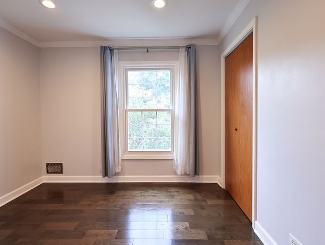 38 The Court of Greenway, Northbrook, IL 60062