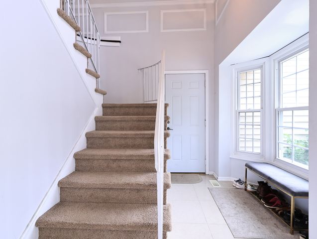 38 The Court of Greenway, Northbrook, IL 60062