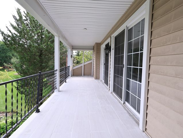 38 The Court of Greenway, Northbrook, IL 60062