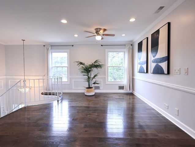 38 The Court of Greenway, Northbrook, IL 60062