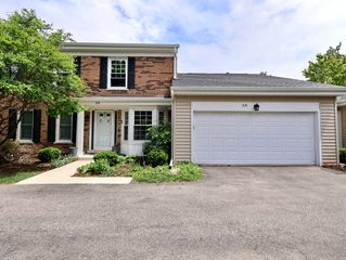 38 The Court of Greenway, Northbrook, IL 60062