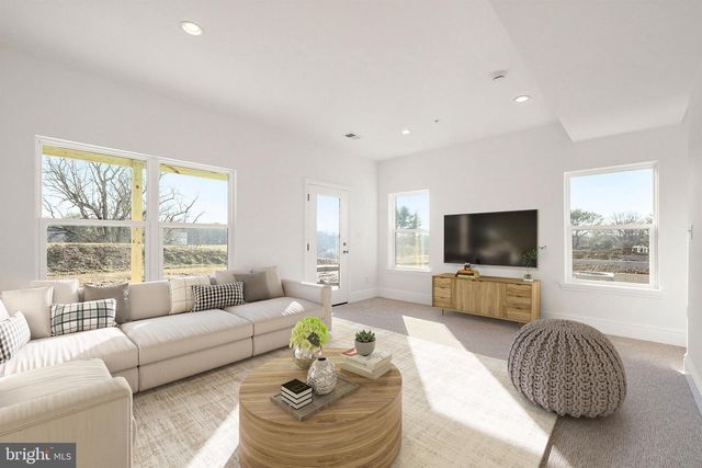 4809 HOGAN DR #4, Wilmington, DE 19808