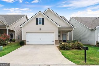 42 Castlemoor Loop, Adairsville, GA 30103