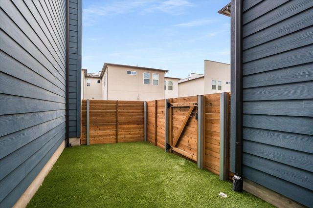 9015 Cattle Baron PATH, Austin, TX 78747