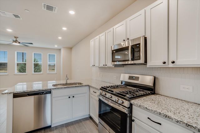 9015 Cattle Baron PATH, Austin, TX 78747