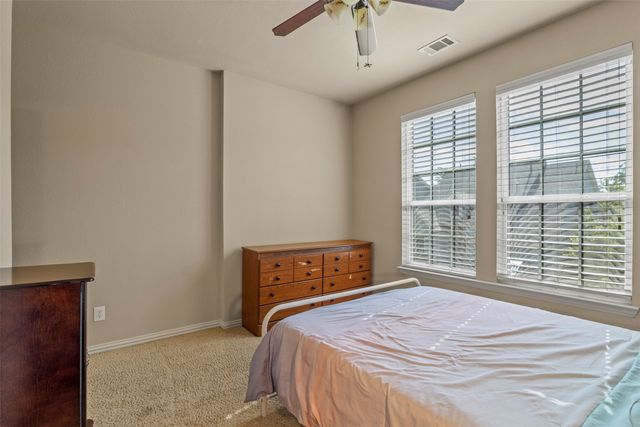 2302 Grizzly Run Lane, Euless, TX 76039