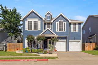 2302 Grizzly Run Lane, Euless, TX 76039