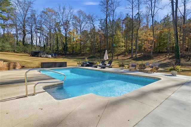 737 Sardis Circle, Canton, GA 30114