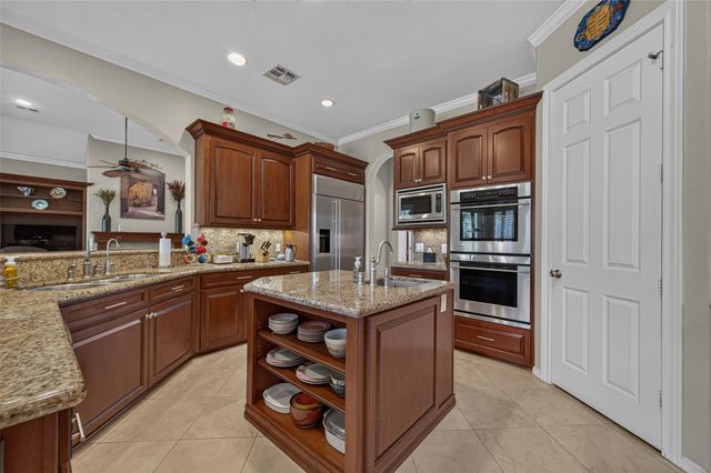 5219 Waterbeck Street, Fulshear, TX 77441