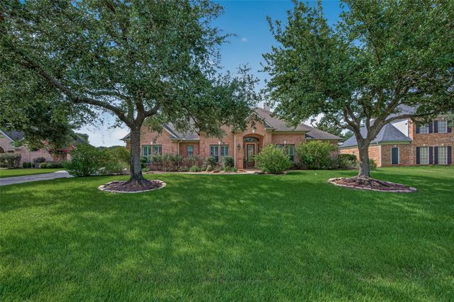 5219 Waterbeck Street, Fulshear, TX 77441