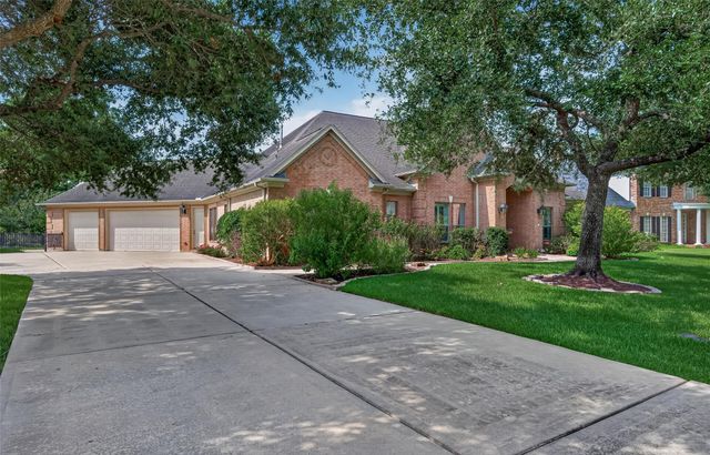5219 Waterbeck Street, Fulshear, TX 77441
