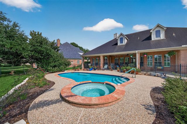 5219 Waterbeck Street, Fulshear, TX 77441
