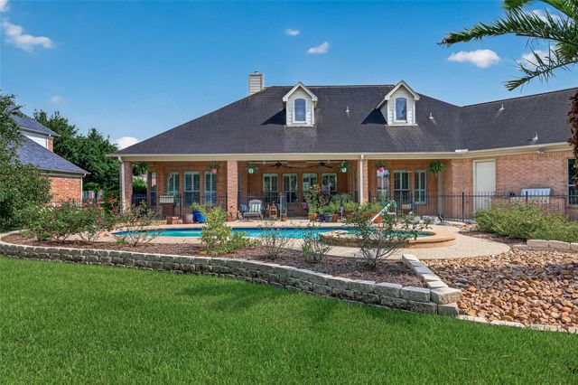 5219 Waterbeck Street, Fulshear, TX 77441