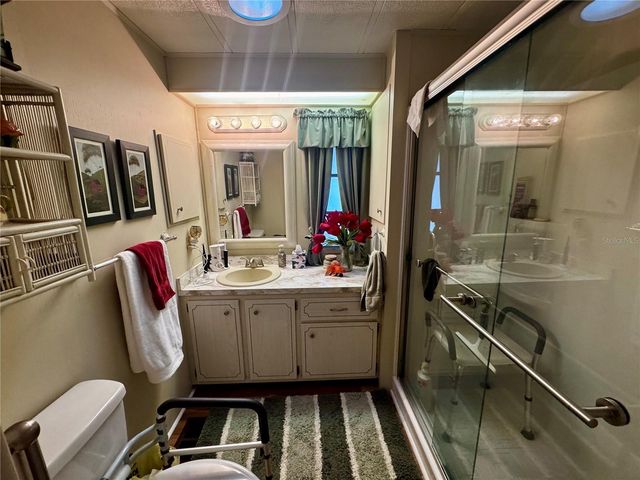 5619 BAYSHORE ROAD 142, Palmetto, FL 34221