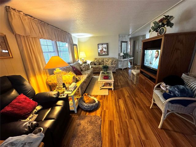 5619 BAYSHORE ROAD 142, Palmetto, FL 34221