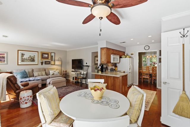 1152 Turkey Foot Road, Lexington, KY 40502