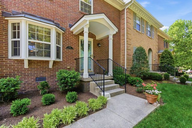 1152 Turkey Foot Road, Lexington, KY 40502