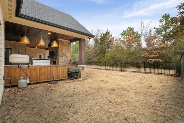 2706 Dominion Drive, Searcy, AR 72143