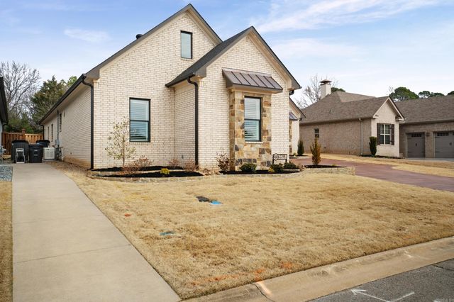 2706 Dominion Drive, Searcy, AR 72143