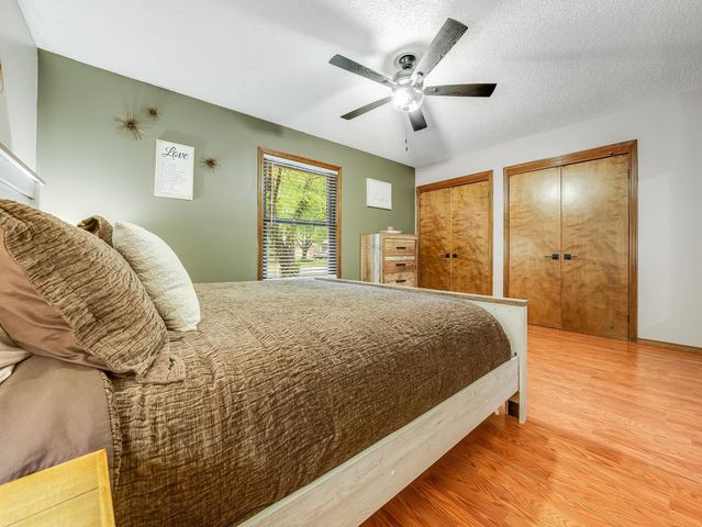1409 N Wagon Wheel Ct, Derby, KS 67037