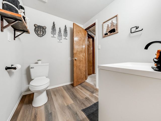 1409 N Wagon Wheel Ct, Derby, KS 67037