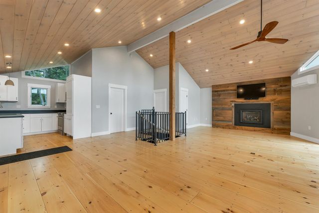 456 Sheridan Road, Moultonborough, NH 03254