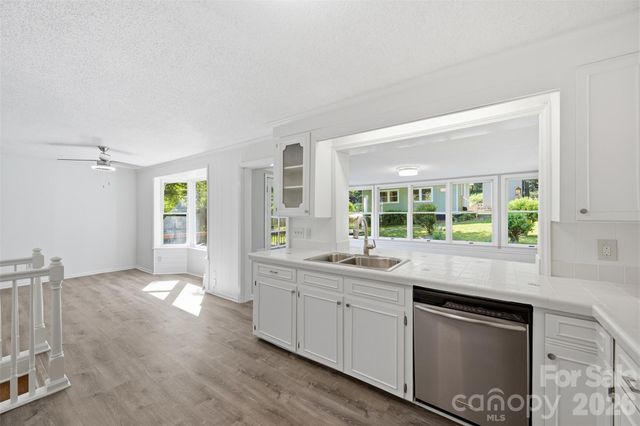 1321 Saluda River Drive, West Columbia, SC 29169