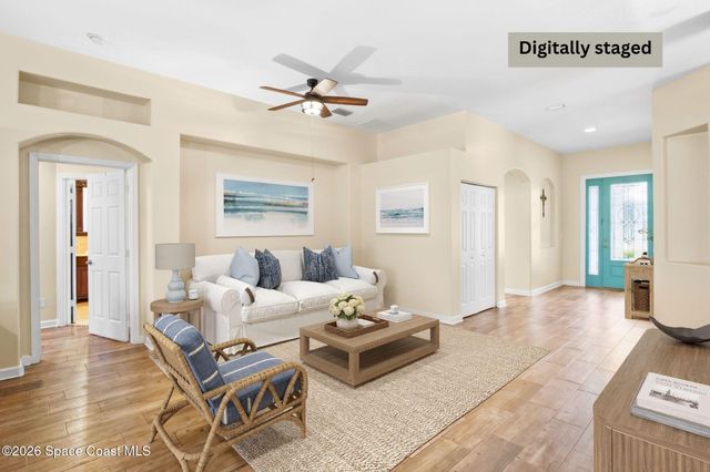 319 Gardendale Circle SE, Palm Bay, FL 32909