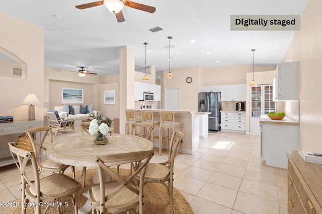 319 Gardendale Circle SE, Palm Bay, FL 32909