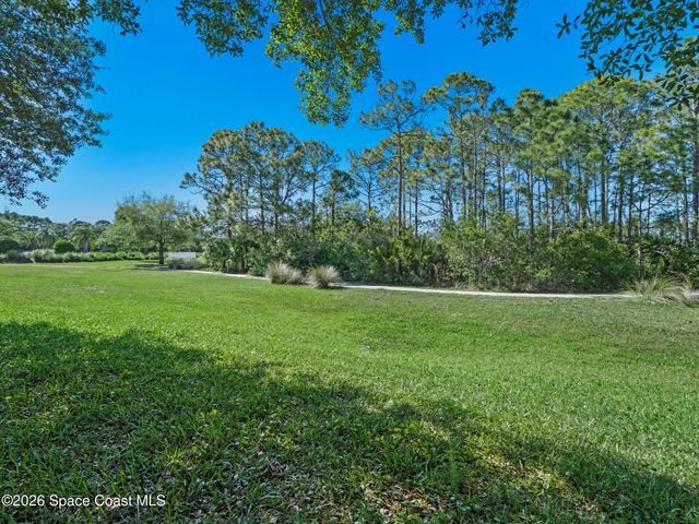 319 Gardendale Circle SE, Palm Bay, FL 32909