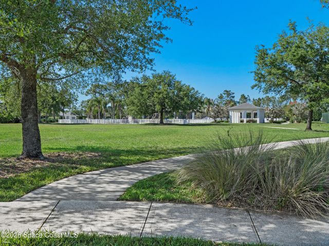 319 Gardendale Circle SE, Palm Bay, FL 32909