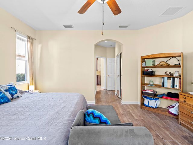 319 Gardendale Circle SE, Palm Bay, FL 32909