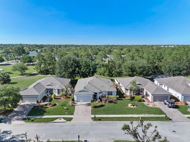 319 Gardendale Circle SE, Palm Bay, FL 32909