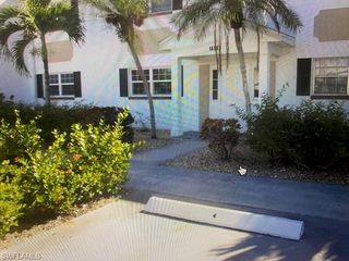 1518 Edgewater CIR 2A, Fort Myers, FL 33919