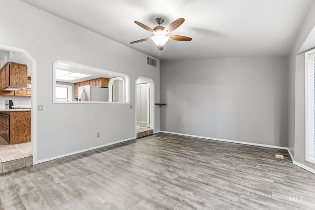 3466 S Vintage Way, Boise, ID 83706