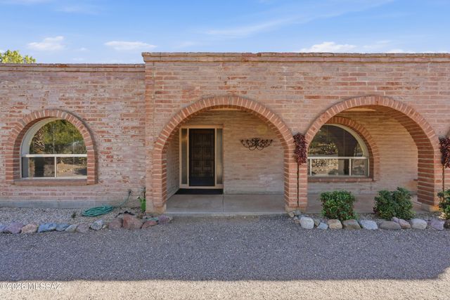 661 W Vía De Suenos, Green Valley, AZ 85622