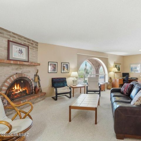 661 W Vía De Suenos, Green Valley, AZ 85622