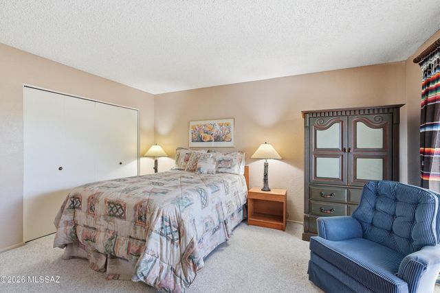 661 W Vía De Suenos, Green Valley, AZ 85622