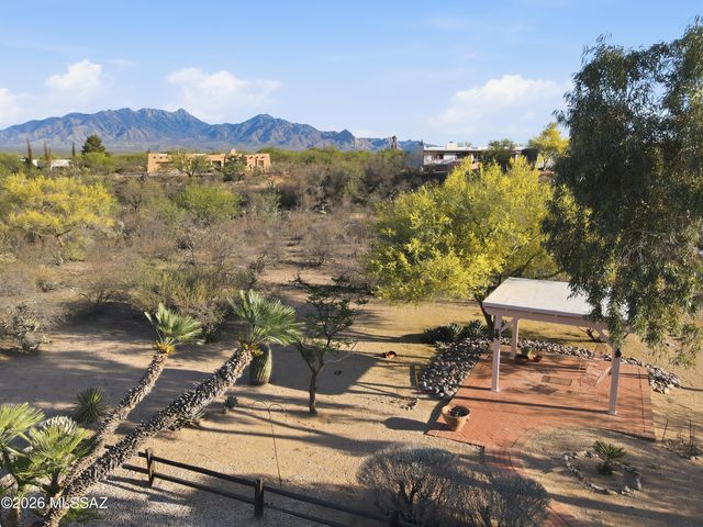 661 W Vía De Suenos, Green Valley, AZ 85622