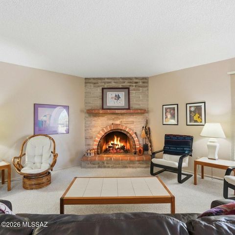 661 W Vía De Suenos, Green Valley, AZ 85622