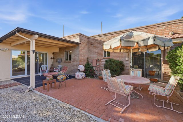 661 W Vía De Suenos, Green Valley, AZ 85622