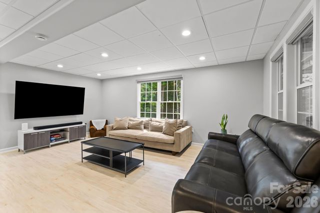 2718 Peverell Lane, Charlotte, NC 28270