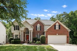 2718 Peverell Lane, Charlotte, NC 28270