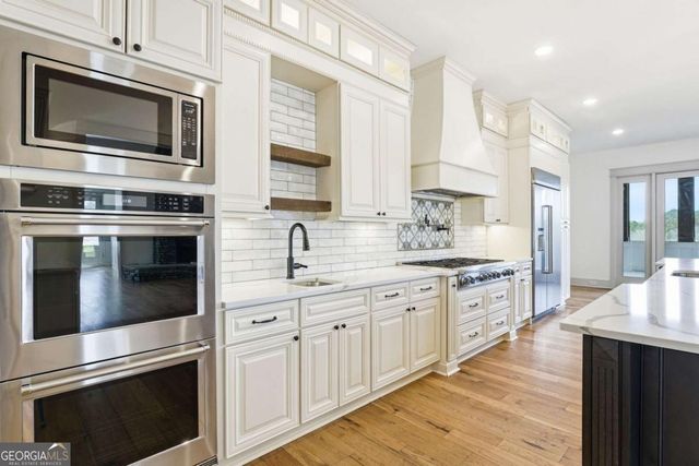 738 Overlook Trail, Acworth, GA 30101