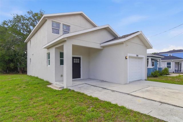 3702 WIGGINS LEAF STREET, Tampa, FL 33619