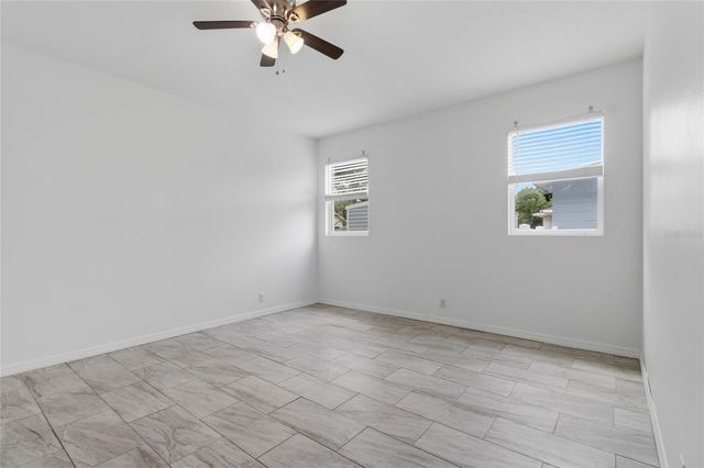 3702 WIGGINS LEAF STREET, Tampa, FL 33619