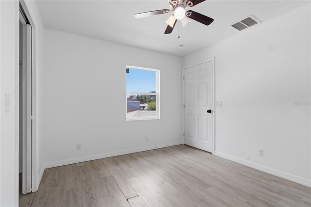 3702 WIGGINS LEAF STREET, Tampa, FL 33619
