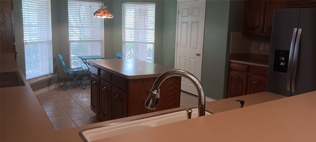 2740 Beacon Hill Drive, Rockwall, TX 75087