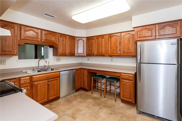 4731 Ridgebury Drive, Kettering, OH 45440